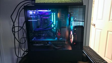Gaming PC - 4070TI, 32 Gb Ram, 10700k