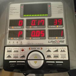 Exercise Bike - LifeCORE - 1050UBs