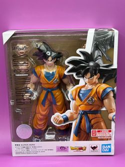 S.H.Figuarts Son Goku Super Hero Action Figure