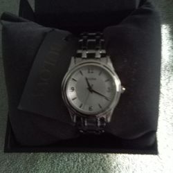 BRAND NEW WOMANS BULOVA 96LOO5 STAINLESS STEEL WATCh