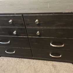 8 Drawer Dresser