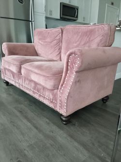 Couch/loveseat