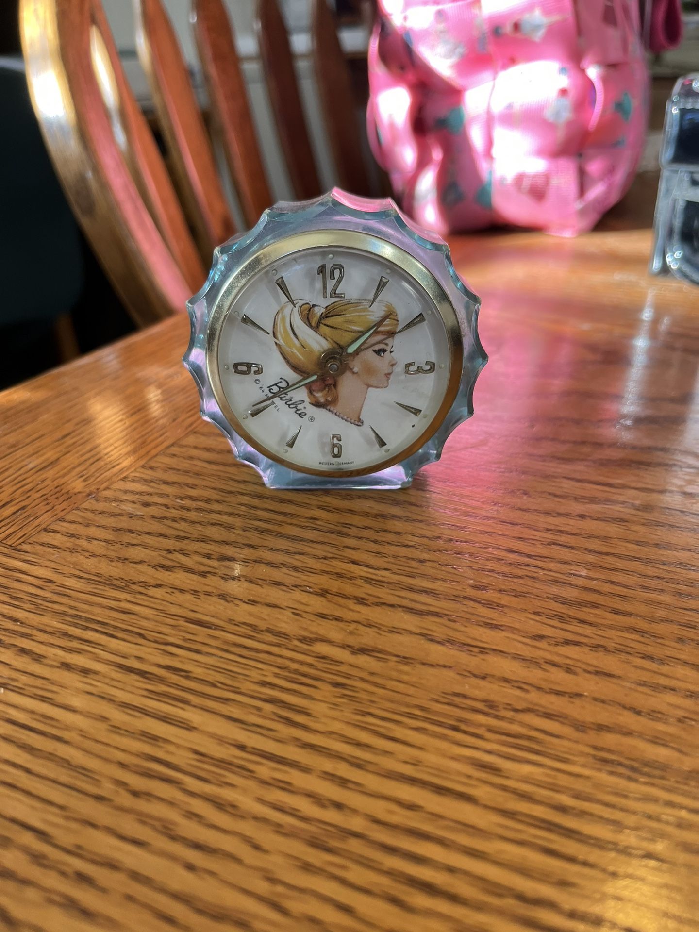 Barbie Vintage Clock