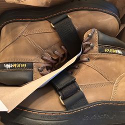 NEW Cougar Paws Roofing Boots- 10.5 U.S Men