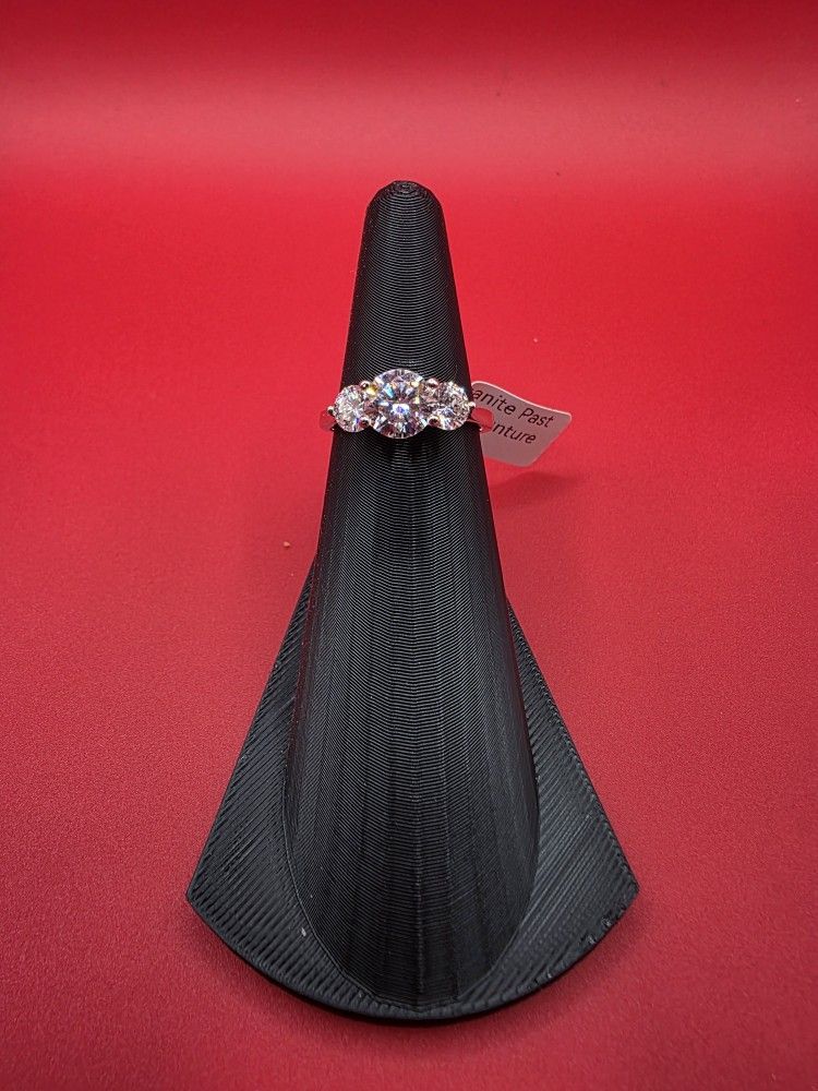 925 Sterling Silver Moissanite Ring