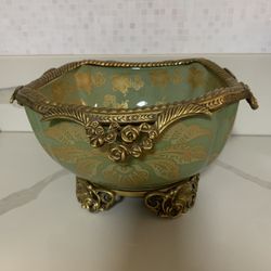 Golden Louis Antique Vintage Ceramic Pot