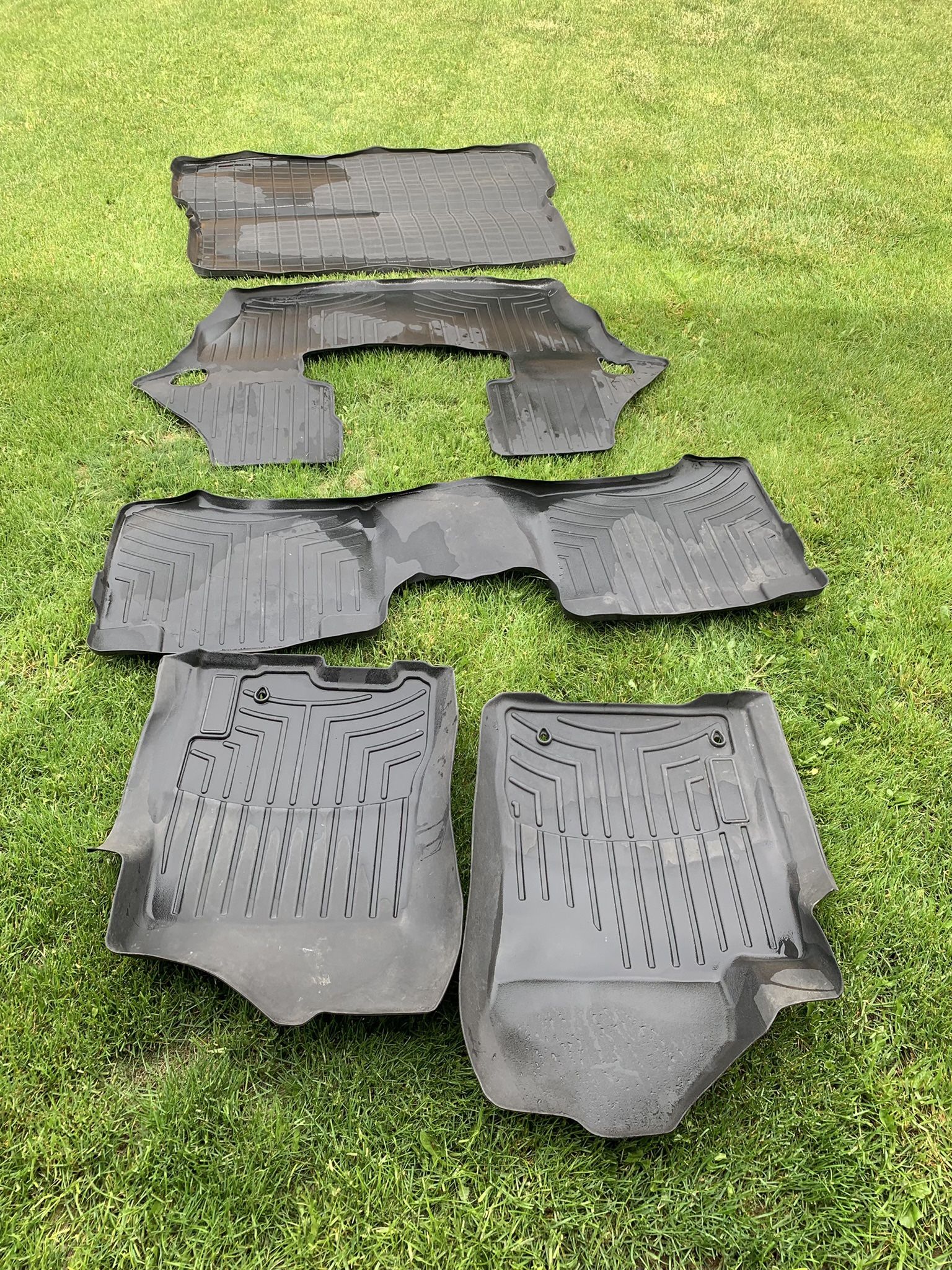 Nissan Armada Weather Tek Floor Mats 2011
