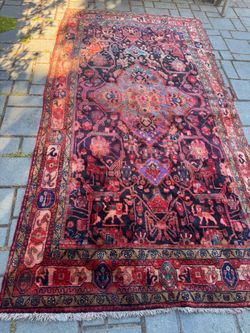 Persian Hamadan hand-knotted area rug