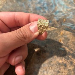 Gold nugget ring 4.8 grams 14k