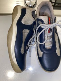 PRADA 9.5/10 MEN