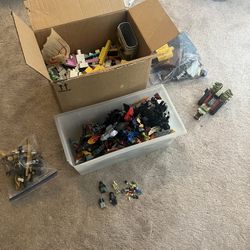 Lego Lot.   Send Me An Offer