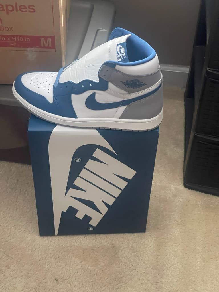 Air Jordan 1 Retro High OG “True Blue”
