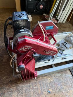 Tile saw