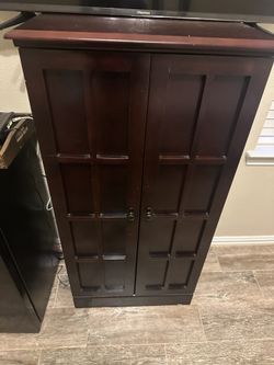 Bedroom Cabinet 