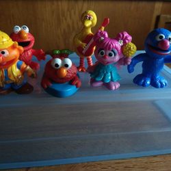 Sesame Street Figures (6)