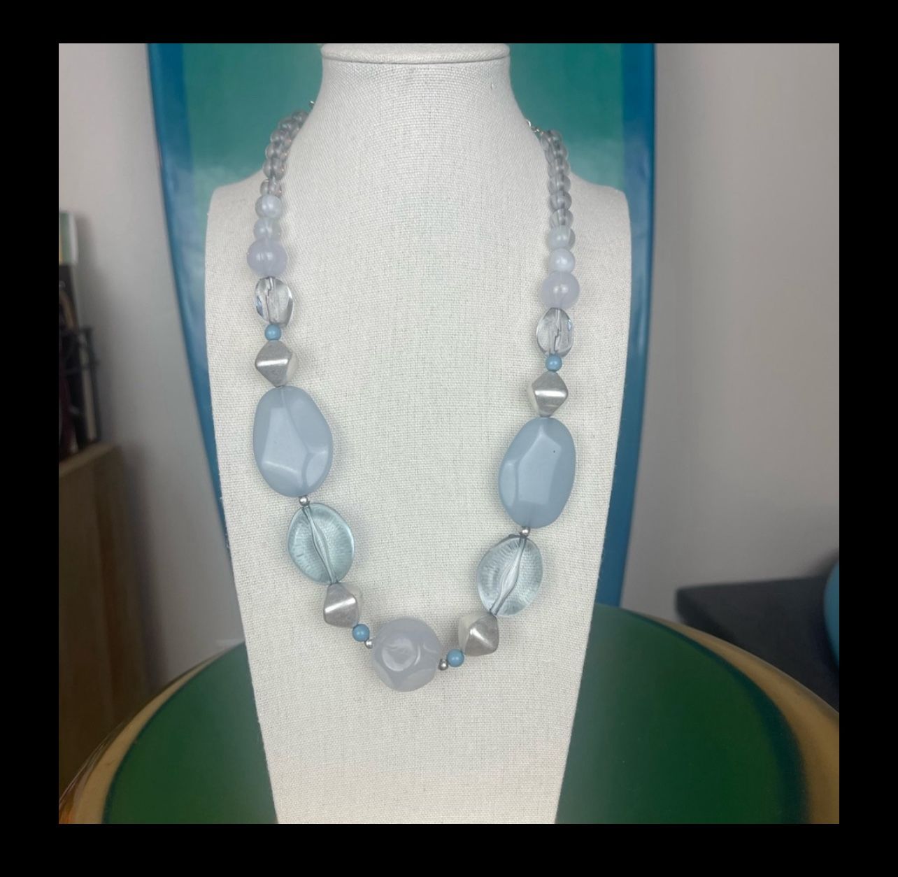 ✨ NY Silver & Blue Statement Beaded Necklace ✨