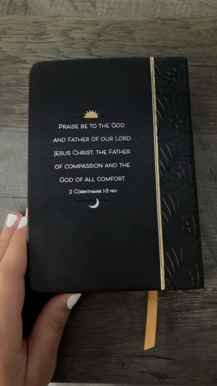 BRAND NEW 365 DAY BIBLE