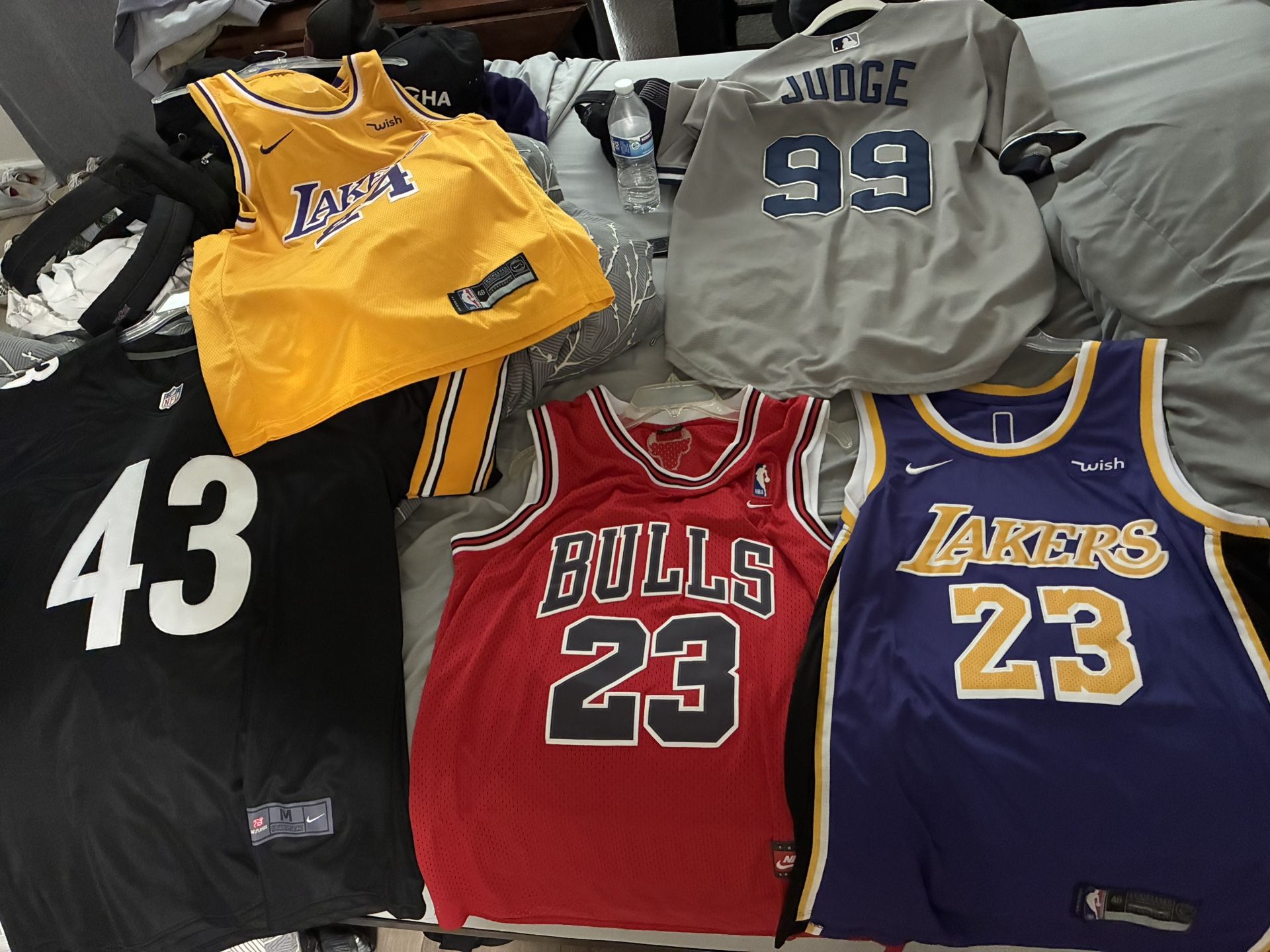 Sports jerseys new