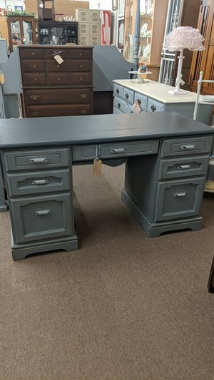 Farmhouse Executive Style Desk For Sale In Mesa Az Offerup