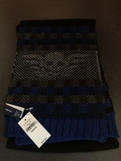 Gap Kids skull scarf