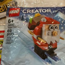 LEGO Christmas 30580 Santa. Available Christmas Eve
