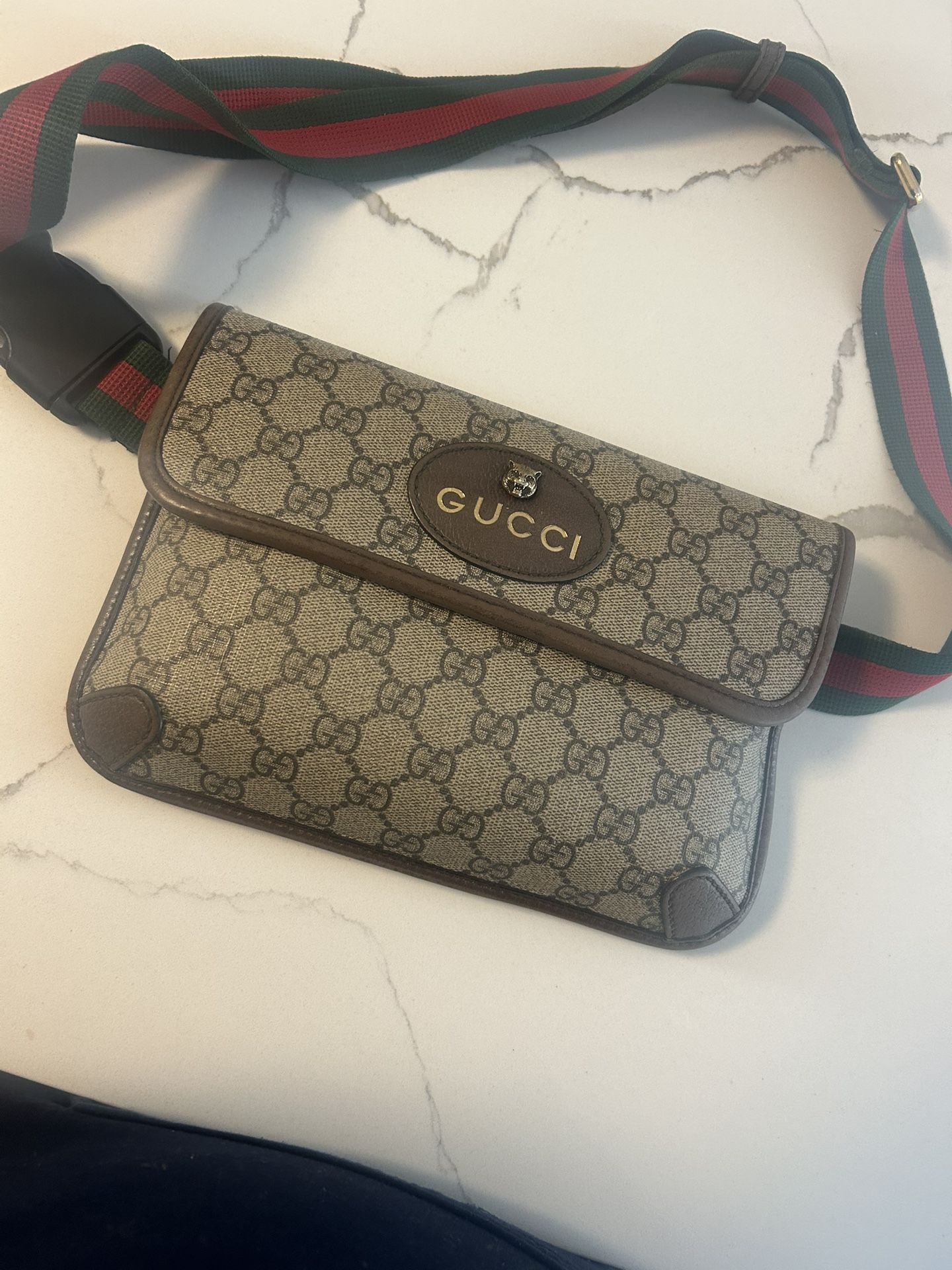Gucci belt/Crossbody bag