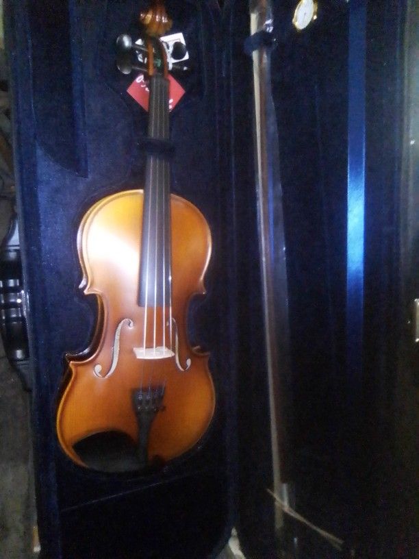 Portland Violin With Case