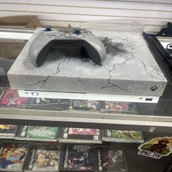 Xbox One X Gears Of War Edition 1TB $300 Gamehogs 11am-7pm