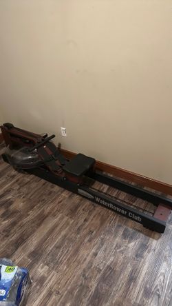 Waterrower rowing machine