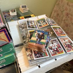 NBA, NFL, MLB Pokemon Cards & Reedem Cards 