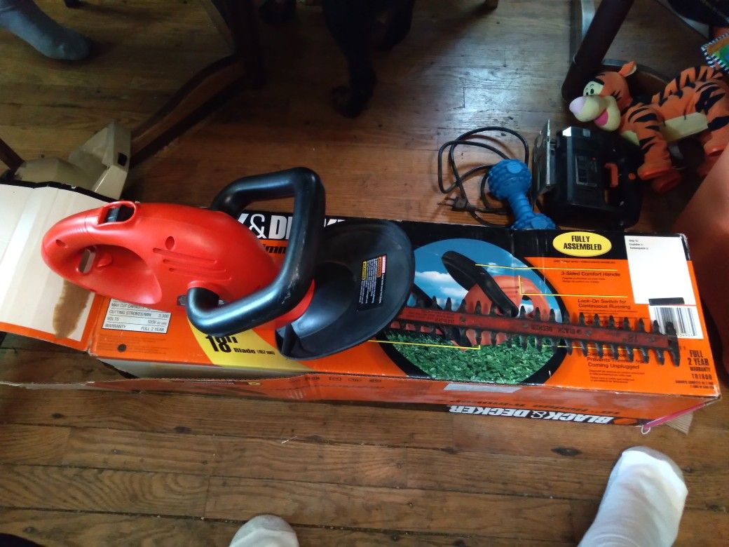 Black And Decker Trimmer