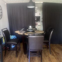 Glass/wood Dining room table Black, Leather Cushion Wood Base