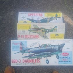Vintage New Model Airplanes Flyable