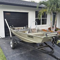 2013 Tracker Topper 10 Foot Jon Boat