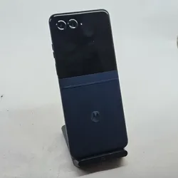 Cricket Motorola razr 2025