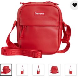 Supreme Shoulder Bag With 