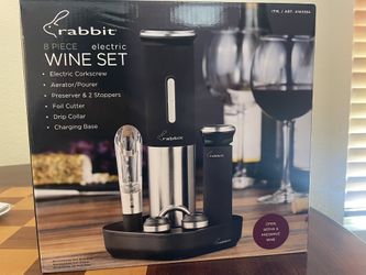 Wine Accessories Set