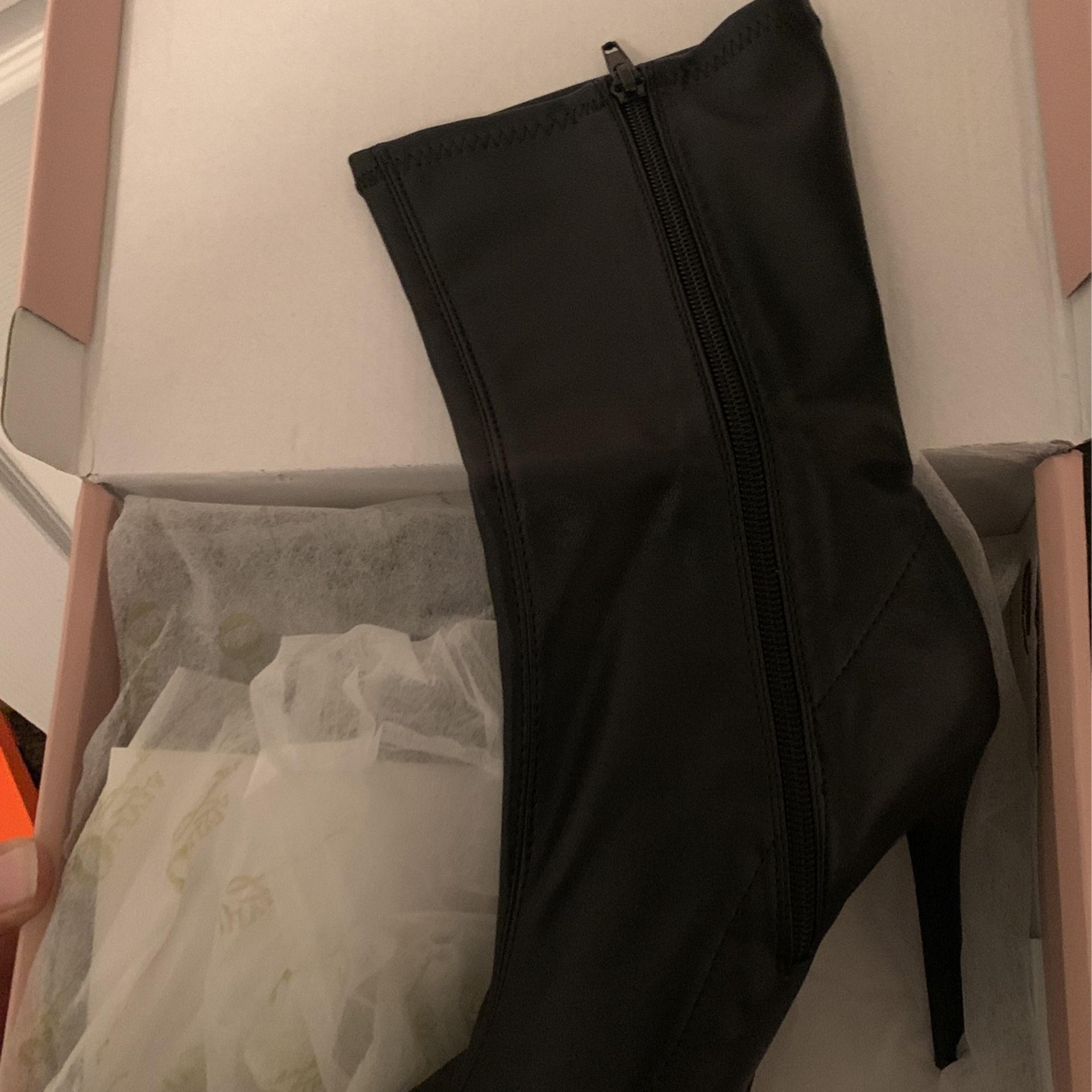 Olivia F Brand Heel Boots (Black)