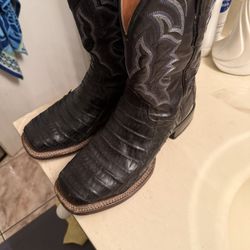 Caiman Cowboy Boots
