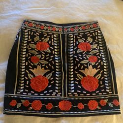  Herencia Skirts Size Small 