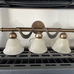 3 Light Bathroom Vanity