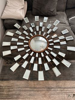 Wall mirror