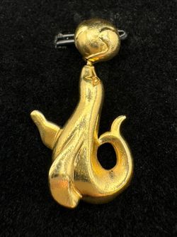 14k solid yellow gold Seal & Ball charm pendant