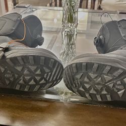 Mens Snow board boots size 11