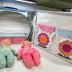 BARBIE Doll Storage Case - Vinyl Mattel vintage 1970 pink & blue Baby Beans baby doll