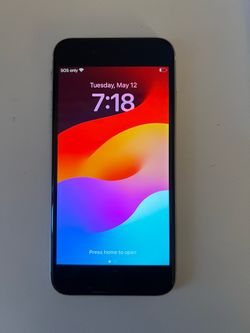 Apple iPhone SE (3rd generation) Unlocked