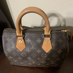 Authentic Louis Vuitton speedy 25 for Sale in Stockton, CA - OfferUp