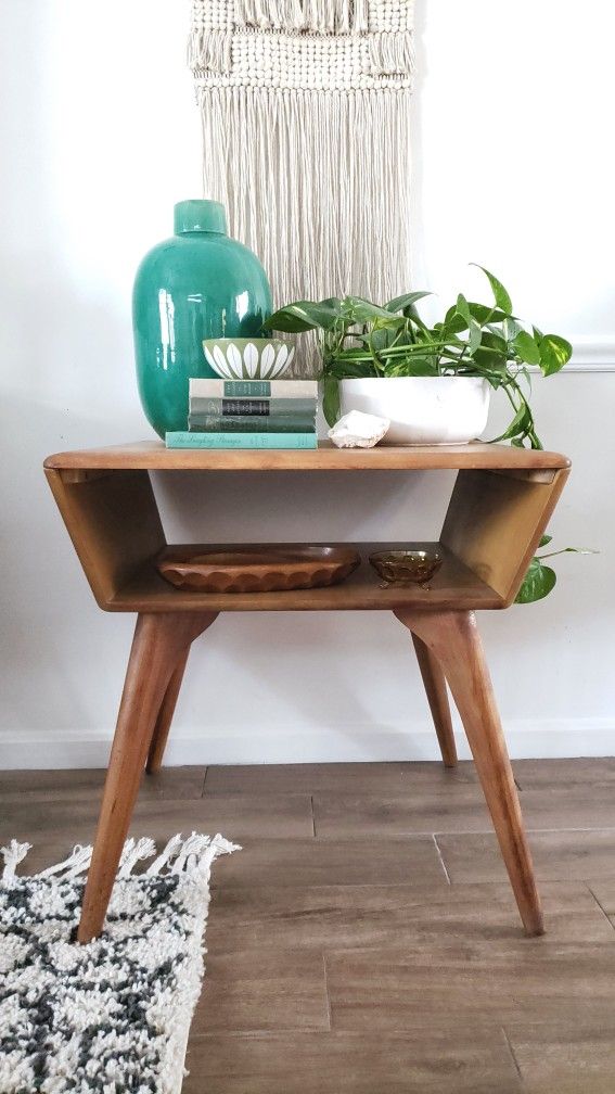 Vintage Mid Century Modern Heywood Wakefield Atomic Side Table