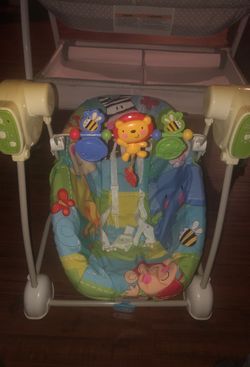 Baby swing and bassinet SWING-$15 BASSINET-$25