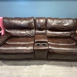 Couch With Recliners 